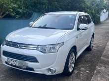 https://riyasewana.com/uploads/mitsubishi-outlander-hybrid-82029344251.jpg