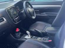 https://riyasewana.com/uploads/mitsubishi-outlander-hybrid-82029344974.jpg