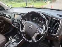 https://riyasewana.com/uploads/mitsubishi-outlander-navi-780415172.jpg