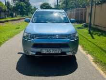 Mitsubishi Outlander Navy Premium 2014 SUV