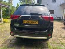 https://riyasewana.com/uploads/mitsubishi-outlander-new-2015-1813143912194.jpg