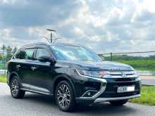 Mitsubishi OUTLANDER 7 SEATS 2015 SUV