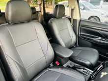 https://riyasewana.com/uploads/mitsubishi-outlander-petrol-25104959666.jpg