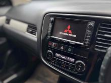 https://riyasewana.com/uploads/mitsubishi-outlander-phev-117015124732.jpg