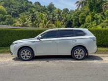 https://riyasewana.com/uploads/mitsubishi-outlander-phev-1292021572.jpg