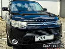 Mitsubishi Outlander PHEV 2014 SUV