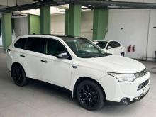 https://riyasewana.com/uploads/mitsubishi-outlander-phev-171146366334.jpg