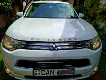 https://riyasewana.com/uploads/mitsubishi-outlander-phev-2014-2211560412932.jpg
