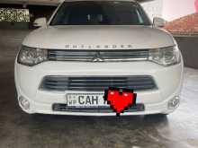 https://riyasewana.com/uploads/mitsubishi-outlander-phev-2014-2720080512902.jpg