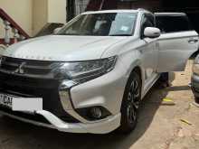 https://riyasewana.com/uploads/mitsubishi-outlander-phev-2015-1615151012523.jpg