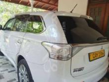 https://riyasewana.com/uploads/mitsubishi-outlander-phev-2015-51757491255290.jpg