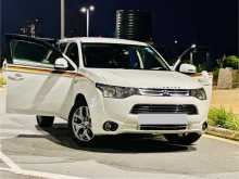 Mitsubishi Outlander PHEV 2016 SUV