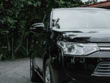 https://riyasewana.com/uploads/mitsubishi-outlander-phev-21223544412.jpg