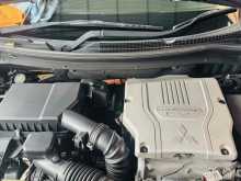 https://riyasewana.com/uploads/mitsubishi-outlander-phev-215082422933.jpg