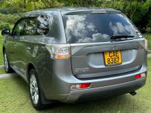 https://riyasewana.com/uploads/mitsubishi-outlander-phev-219165224851.jpg