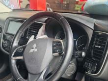 https://riyasewana.com/uploads/mitsubishi-outlander-phev-219582224021.jpg