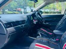 https://riyasewana.com/uploads/mitsubishi-outlander-phev-2684931825.jpg