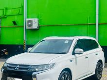 Mitsubishi Outlander PHEV 2015 SUV