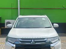 https://riyasewana.com/uploads/mitsubishi-outlander-phev-27190417673.jpg
