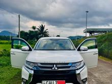https://riyasewana.com/uploads/mitsubishi-outlander-phev-2810185310436.jpg