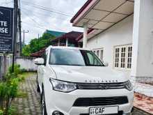 Mitsubishi Outlander Phev 2015 SUV