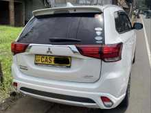 https://riyasewana.com/uploads/mitsubishi-outlander-phev-309502922572.jpg