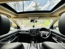 https://riyasewana.com/uploads/mitsubishi-outlander-phev-315495017765.jpg