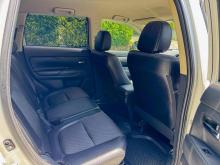 https://riyasewana.com/uploads/mitsubishi-outlander-phev-58490624083.jpg