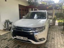 https://riyasewana.com/uploads/mitsubishi-outlander-phev-611042024411.jpg