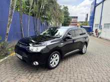 https://riyasewana.com/uploads/mitsubishi-outlander-phev-612185722043.jpg