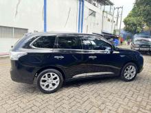 https://riyasewana.com/uploads/mitsubishi-outlander-phev-612192824733.jpg