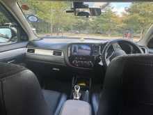 https://riyasewana.com/uploads/mitsubishi-outlander-phev-6212841803.jpg