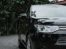 https://riyasewana.com/uploads/mitsubishi-outlander-phev-692837552.jpg