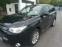 https://riyasewana.com/uploads/mitsubishi-outlander-phev-8123518434.jpg