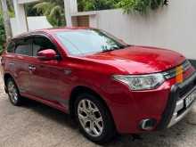 Mitsubishi Outlander PHEV 2015 SUV