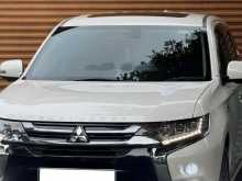 Mitsubishi Outlander PHEV Navi 2015 SUV