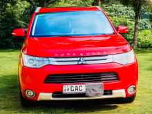 Mitsubishi Outlander 2014 SUV