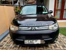 Mitsubishi Outlander 2014 SUV