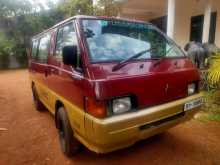 Mitsubishi PO5 1987 Van