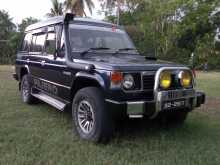 Mitsubishi Pajero 1985 SUV