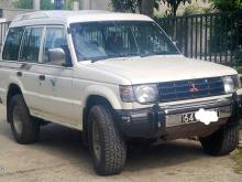 Mitsubishi Pajero 1992 SUV