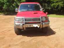 Mitsubishi PAJERO 1995 SUV