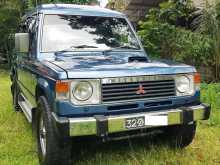 Mitsubishi PAJERO 1989 SUV