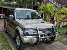 Mitsubishi Pajero 1992 SUV