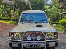 Mitsubishi Pajero 1989 SUV