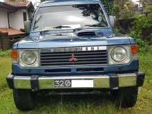 Mitsubishi PAJERO 1989 SUV