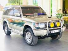 Mitsubishi Pajero 1997 SUV