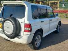 https://riyasewana.com/uploads/mitsubishi-pajero-13114320854.jpg
