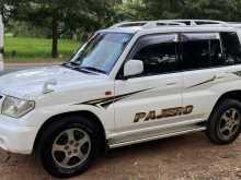Mitsubishi Pajero 2000 SUV