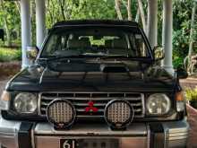 Mitsubishi Pajero 1991 SUV